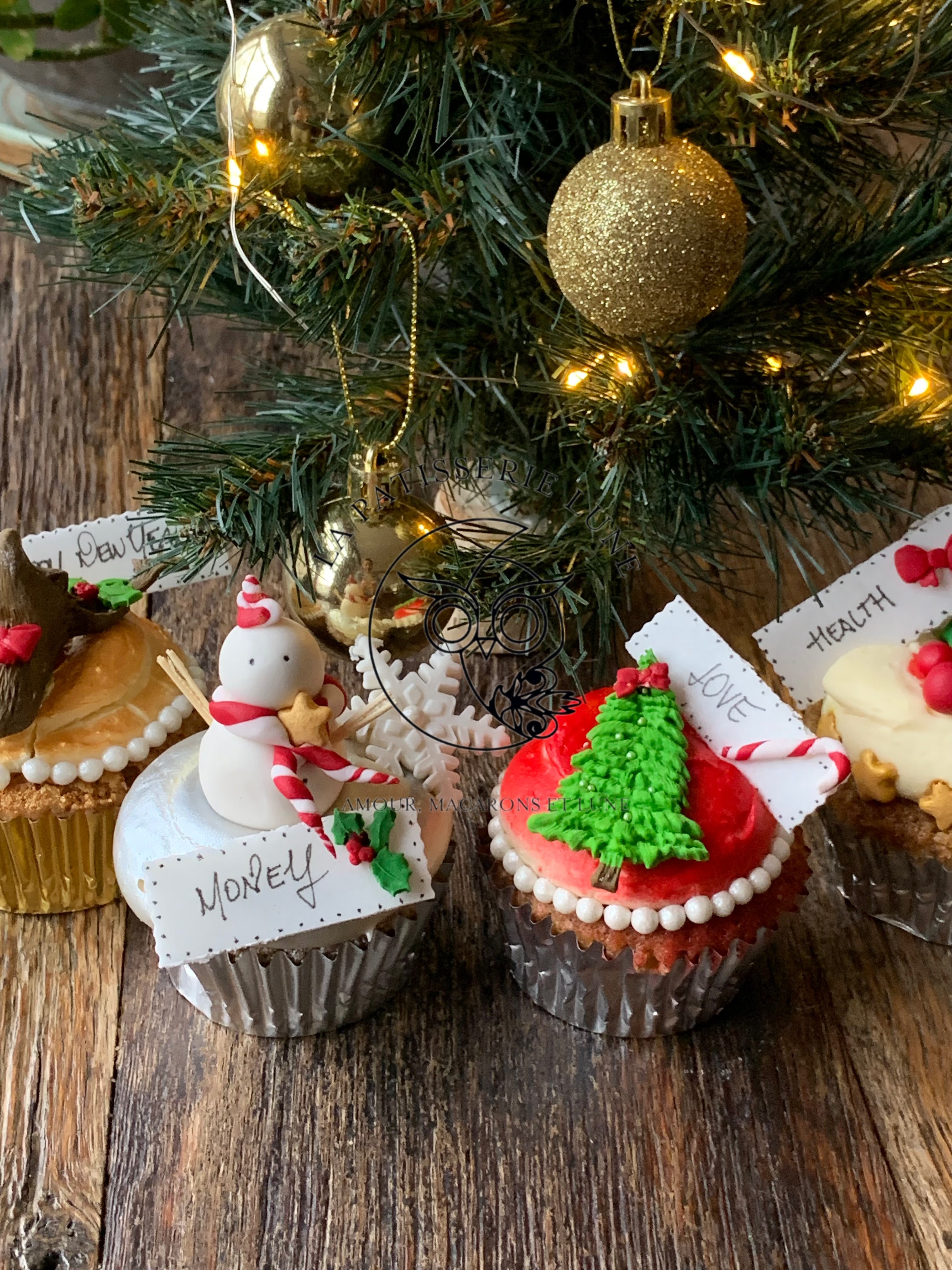 CHRISTMAS CUPCAKES🎄